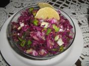 Salata od crvenog kupusa i praziluka