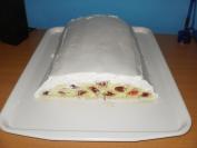 Piramida torta sa višnjama