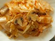 Salata od kiselog kupusa i mariniranih šampinjona