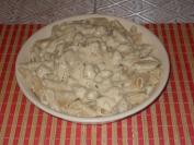 Makarone sa pilećim belim mesom