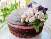 Torta sa čokoladom, višnjama i sirom