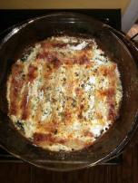 Kanelone sa mesom i parmezanom