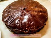 Torta sa čokoladom i kremom od narandže