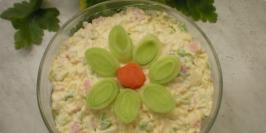 Pompadur salata