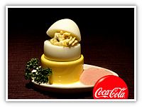 Punjena jaja sa sosom od paprike i pavlake