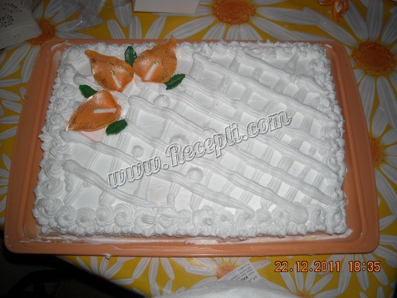 Torta beli anđeo sa rozen koricama