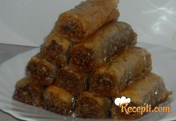 Baklava u rolnicama