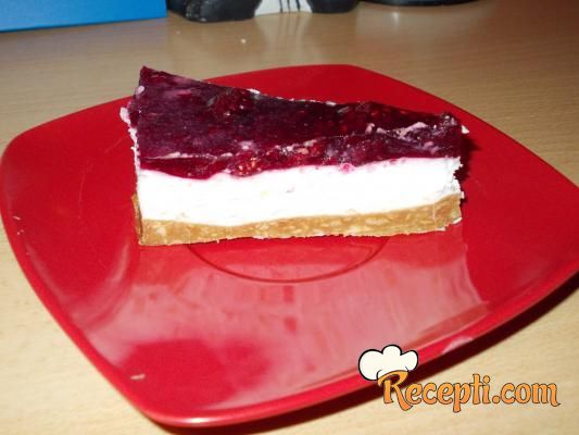 Cheese cake sa crvenim voćem