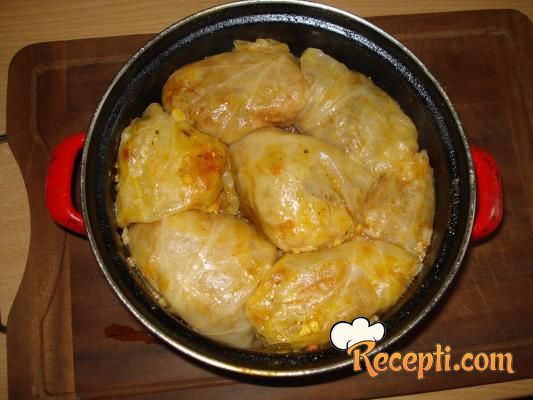 Sarma od kiselog kupusa (zimska sarma)