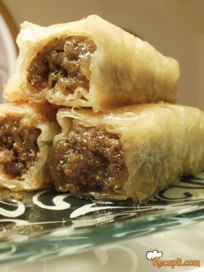 Baklava u rolnicama