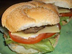 Jagnjeći hamburger