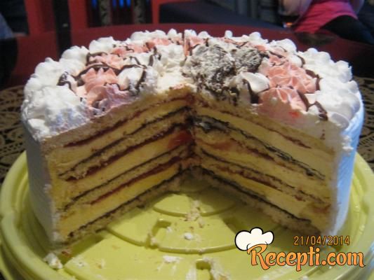 Voćna torta sa vanil kremom