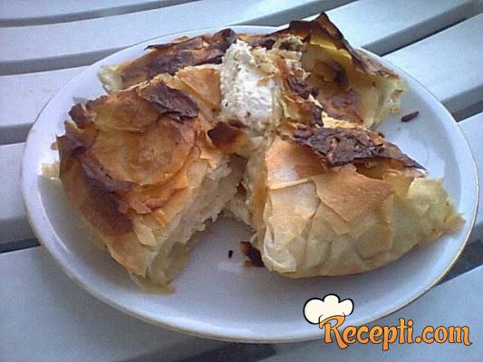 Domaći burek (2)