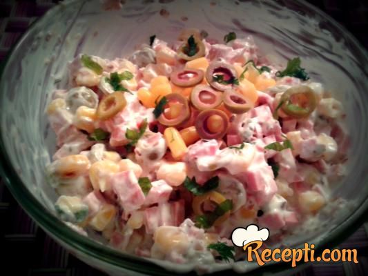 Salata od šunkarice i susama