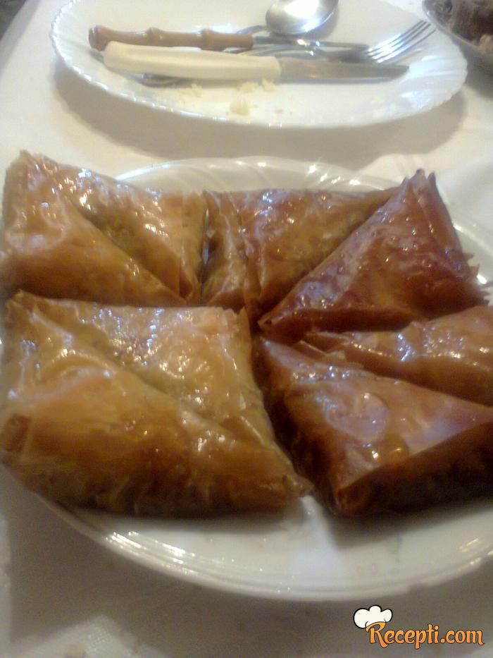 Baklava trouglići