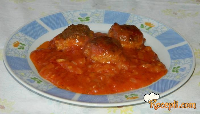 Ćufte u sosu od paradajza (2)