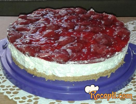 Cheese cake (jagoda, malina, višanja, šumskog voća)