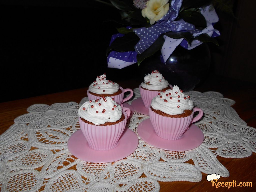 Rođendanski cupcakes