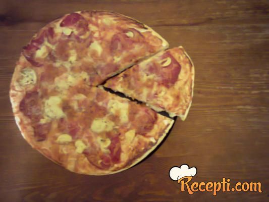 Pršut pizza