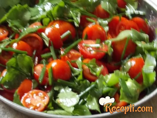 Salata od čeri paradajza
