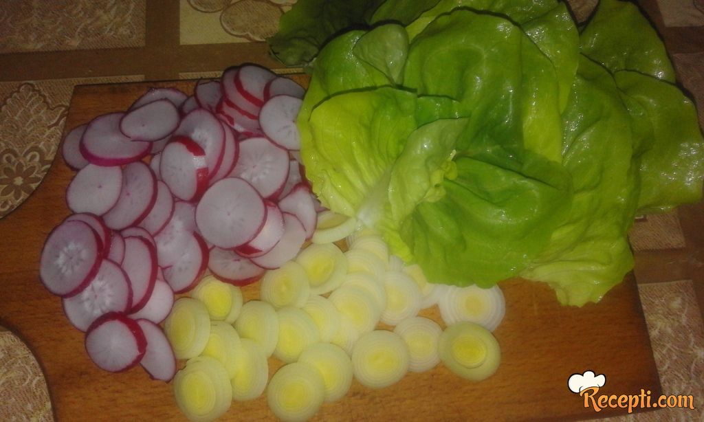 Šarena salata (14)