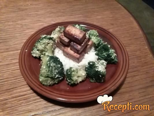Tofu sa brokolijem