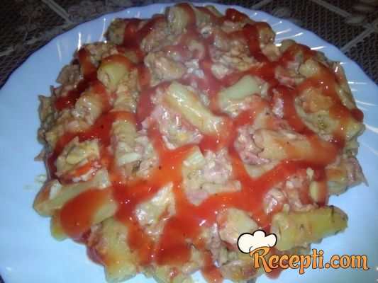 Pizza makarone (3)