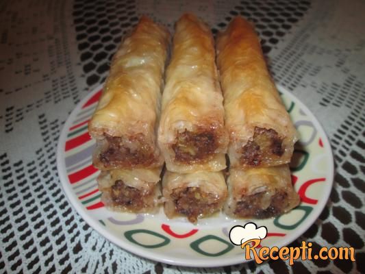 Baklava sa jabukama (2)