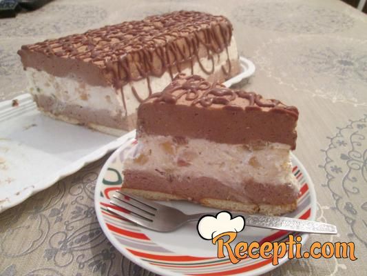 Voćna torta sa tri vrste čokolade