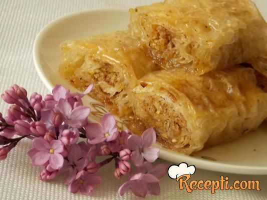 Medene rol baklave