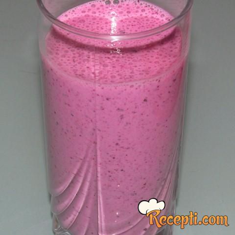 Smoothie sa borovnicama