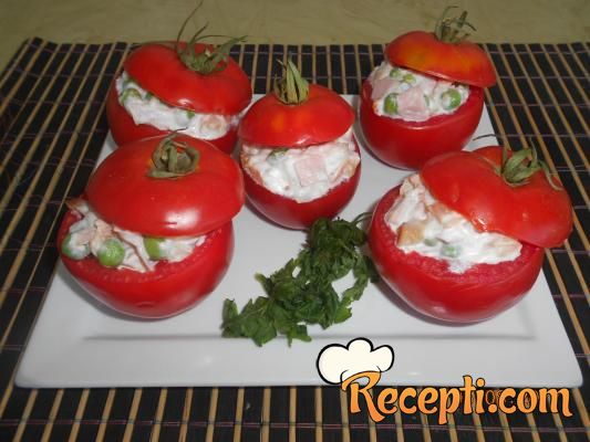 Hladna salata u paradajzu