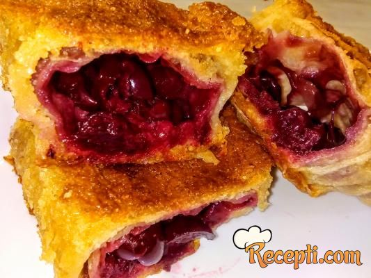 Pita sa višnjama & Cherry pie