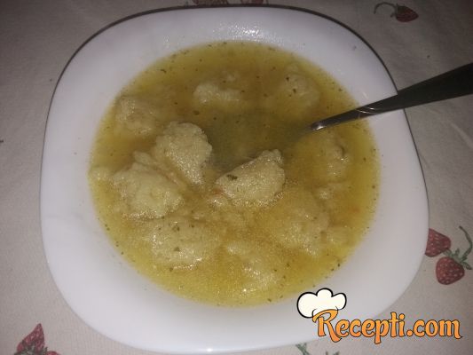 Moja supa sa knedlama