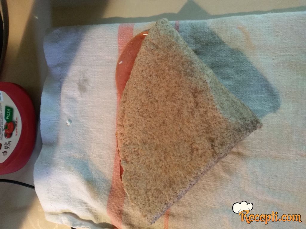 Tortilja sendvič