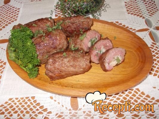 Punjeni ćevapi (2)