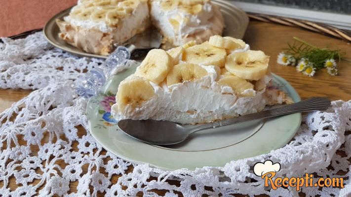 Pavlova sa bananama