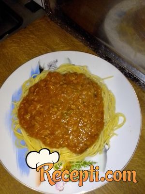 Špagete bolognese s gljivama