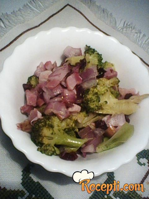 Salata od brokolija