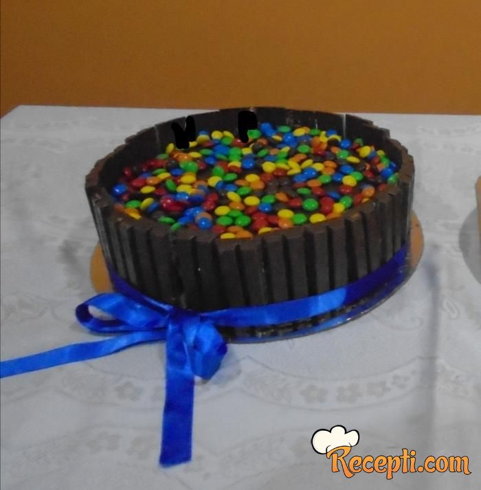 Torta sa m&m bombonama