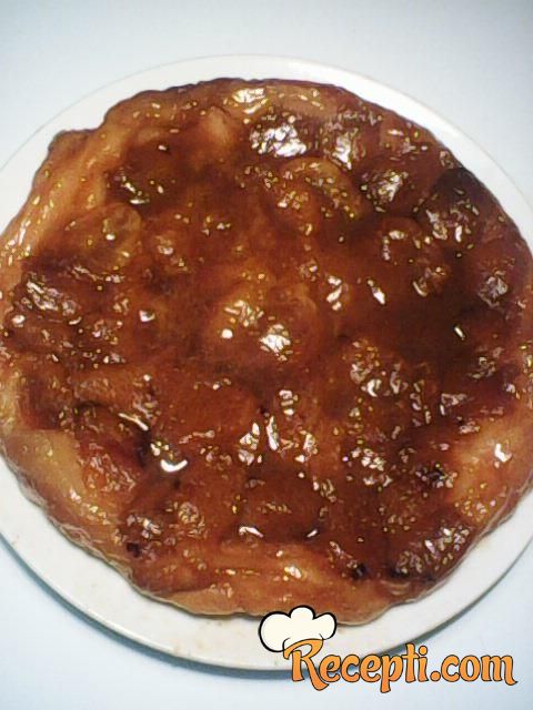 Tart Tatin sa šljivama