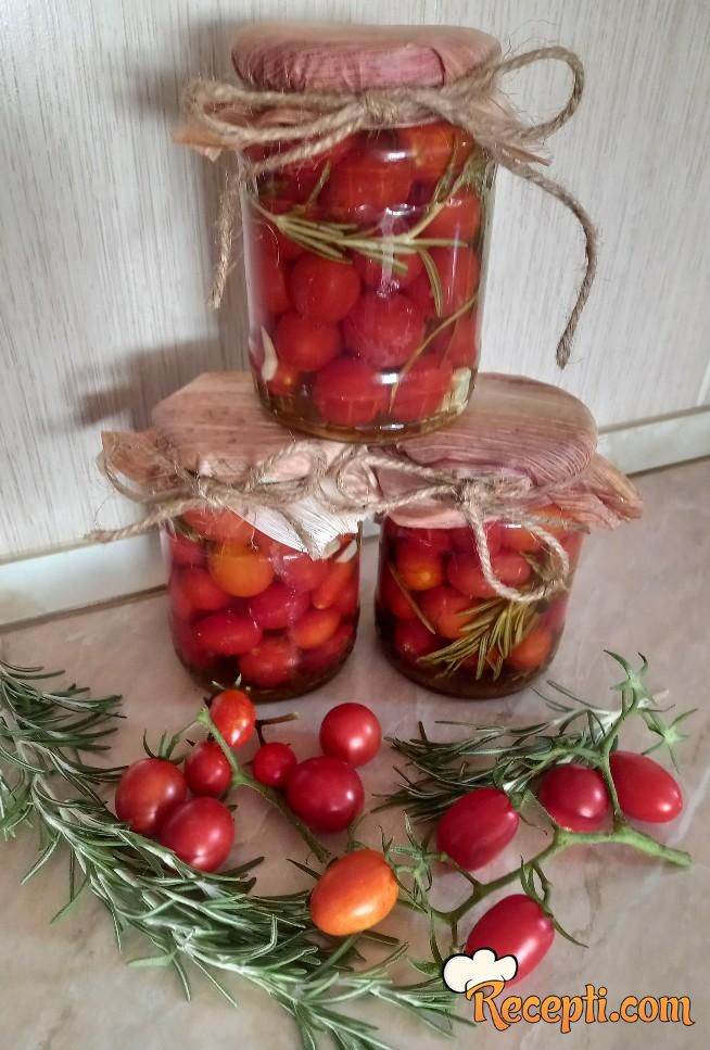Aromatični čeri paradajz