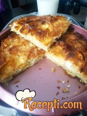 Burek sa feta sirom