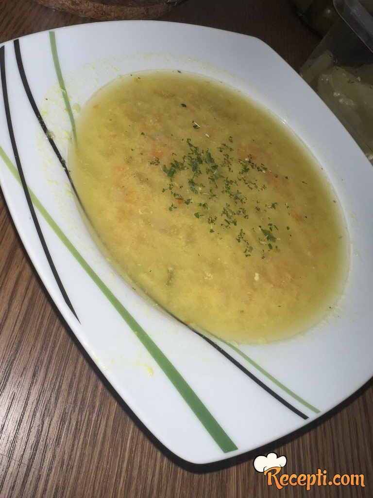Domaća supa sa povrćem