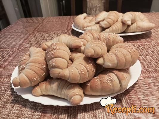 Lisnate posne kiflice