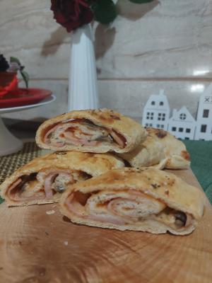 Pizza rolat
