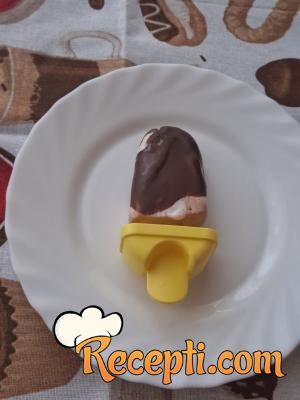 Čoko - straćatela sladoled