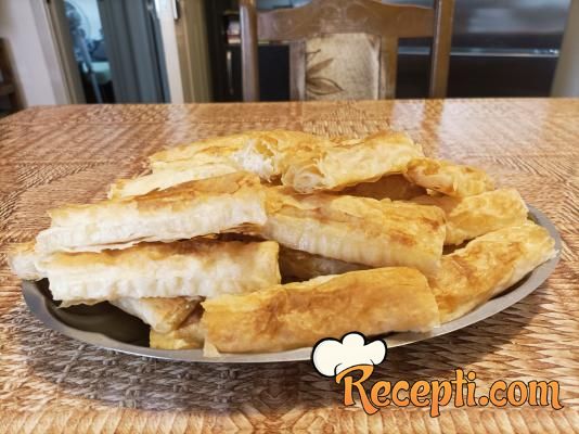 Brza pita sa sirom (5)