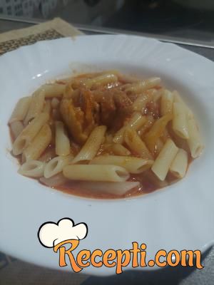 Pileći paprikaš sa makaronama