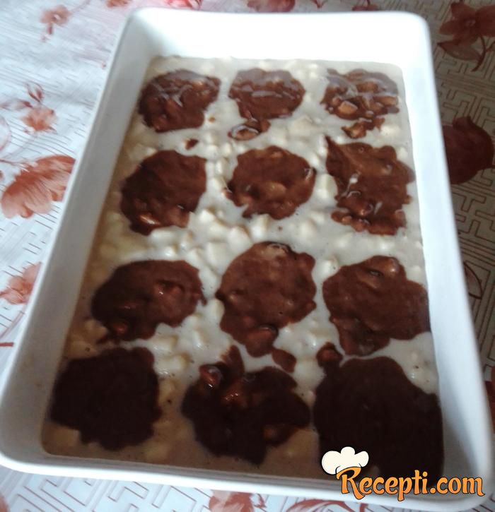 Posni kolač s jabukama